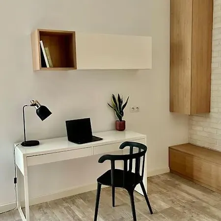 Smart Ogrodowa ורשה